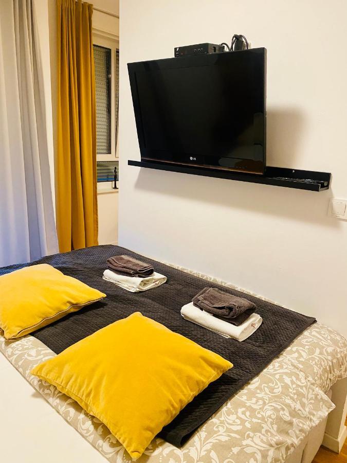 Studio Apartman KRILA WINGS Zagreb Exterior foto