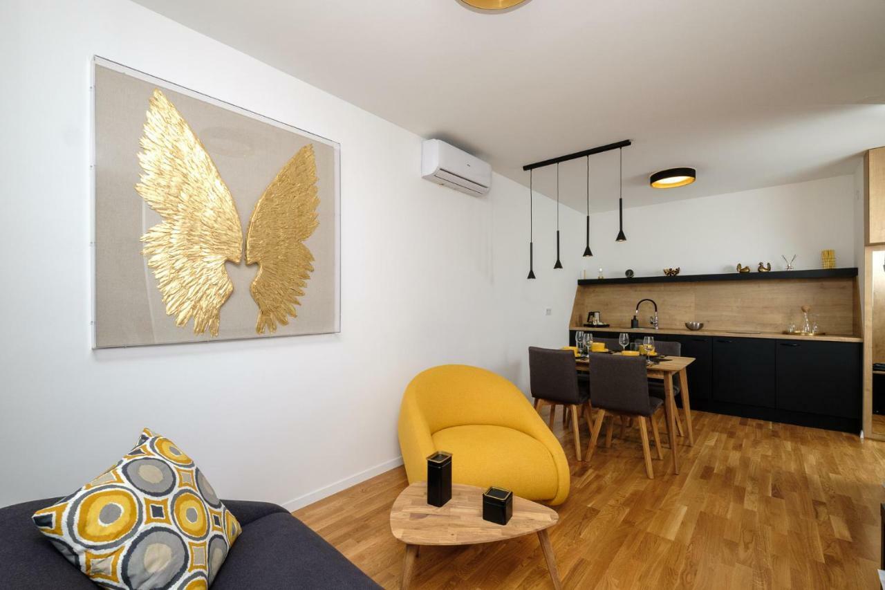 Studio Apartman KRILA WINGS Zagreb Exterior foto