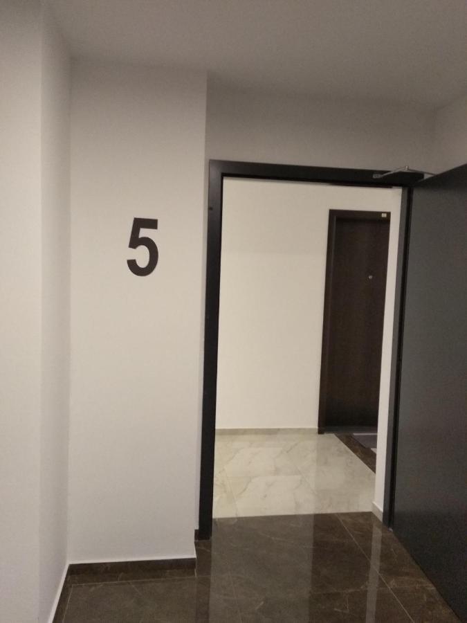 Studio Apartman KRILA WINGS Zagreb Exterior foto